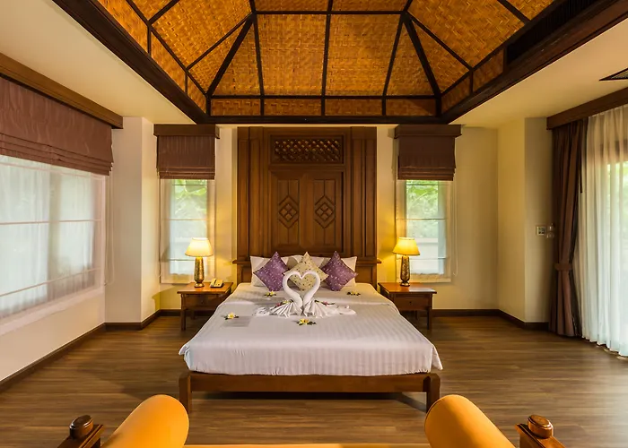 The Fair House Beach Resort & Hotel